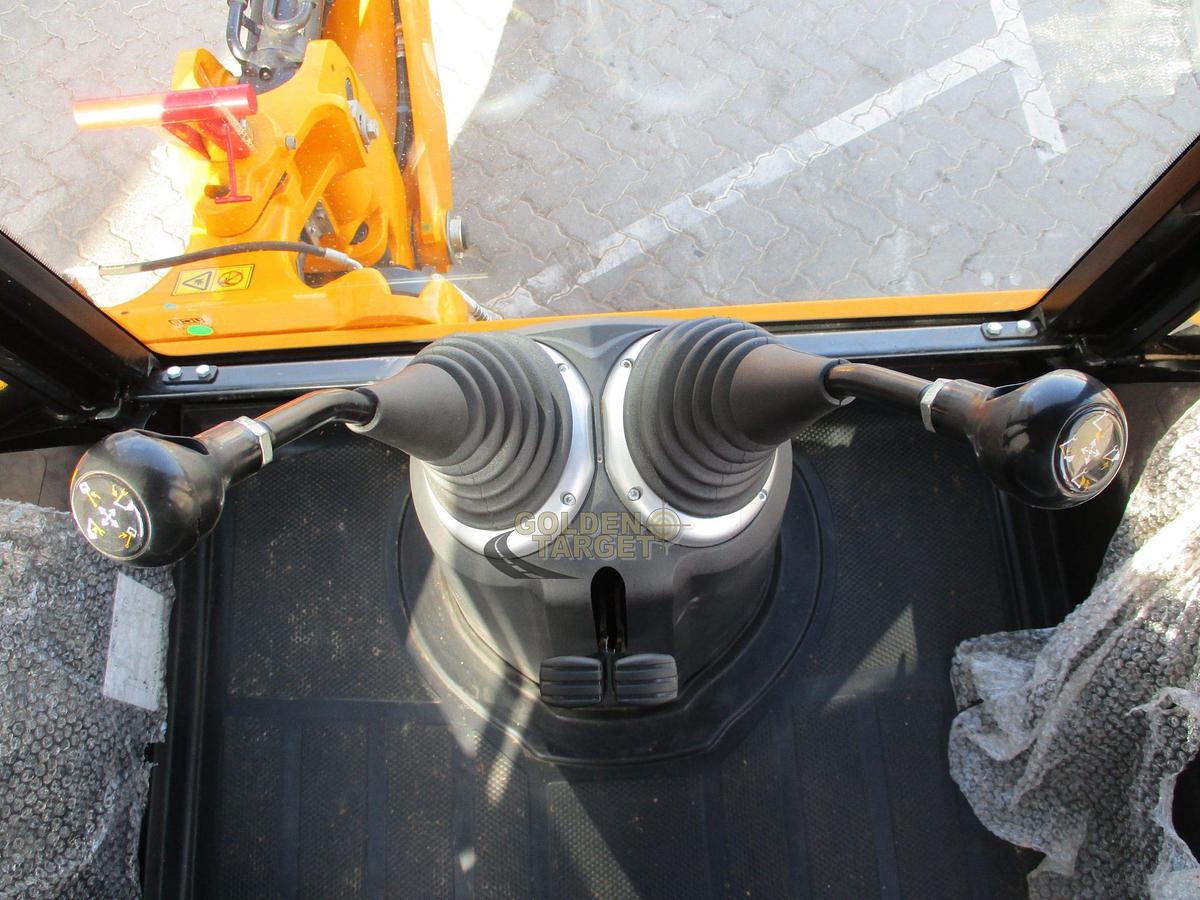 JCB 3DX PLUS 4x4 9